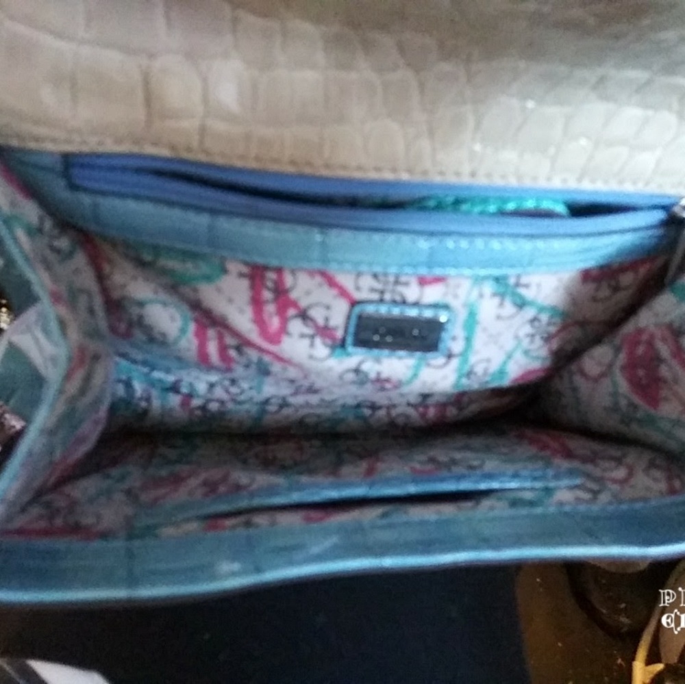 Purse - Picture 2 of 7